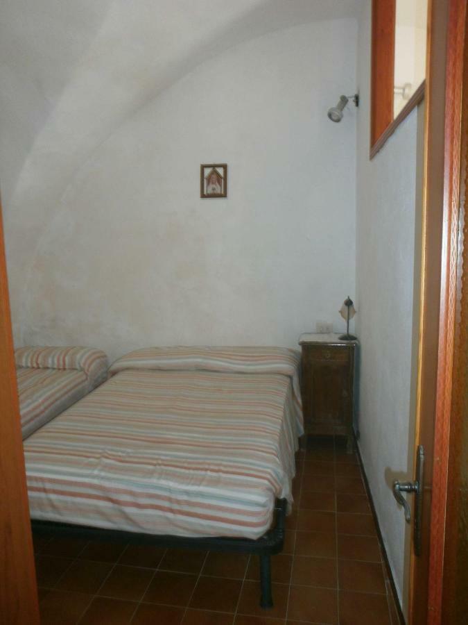 Risorgimento Apartment Cipressa ภายนอก รูปภาพ